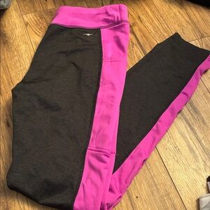 Athletic Works Kids Leggings in Black and Pink (Bin B)